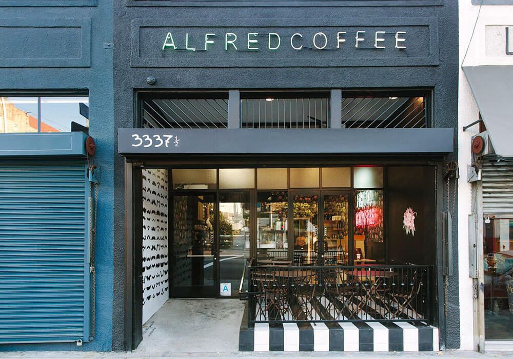 cà phê Alfred, Los Angeles