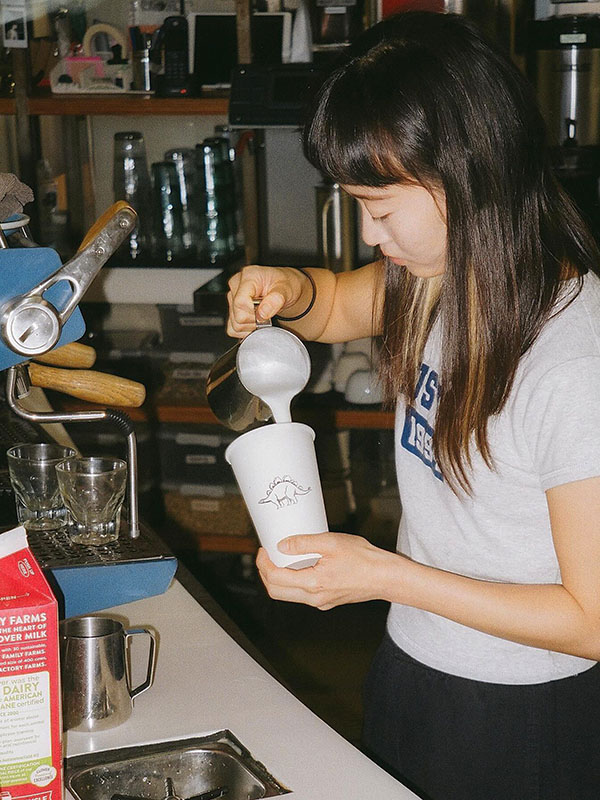 Dinosaur Coffee, Los Angeles